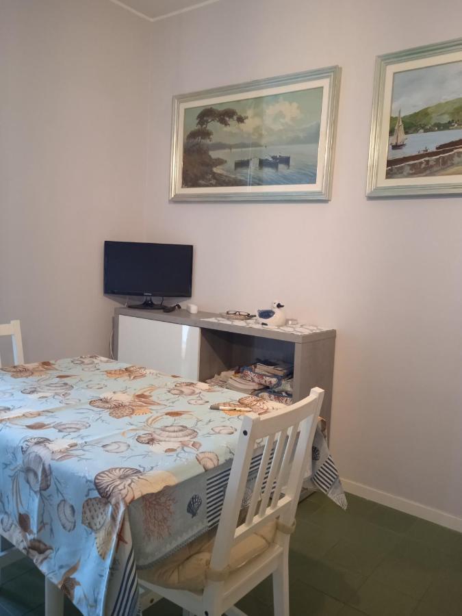 Appartamento Al Lago Da Dany Arona Ngoại thất bức ảnh